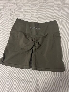 Alphalete Women's High-Rise Bike Shorts — Olive